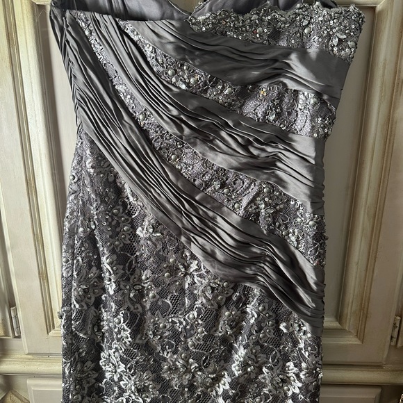 Mac Duggal Couture Dress - Picture 6 of 12